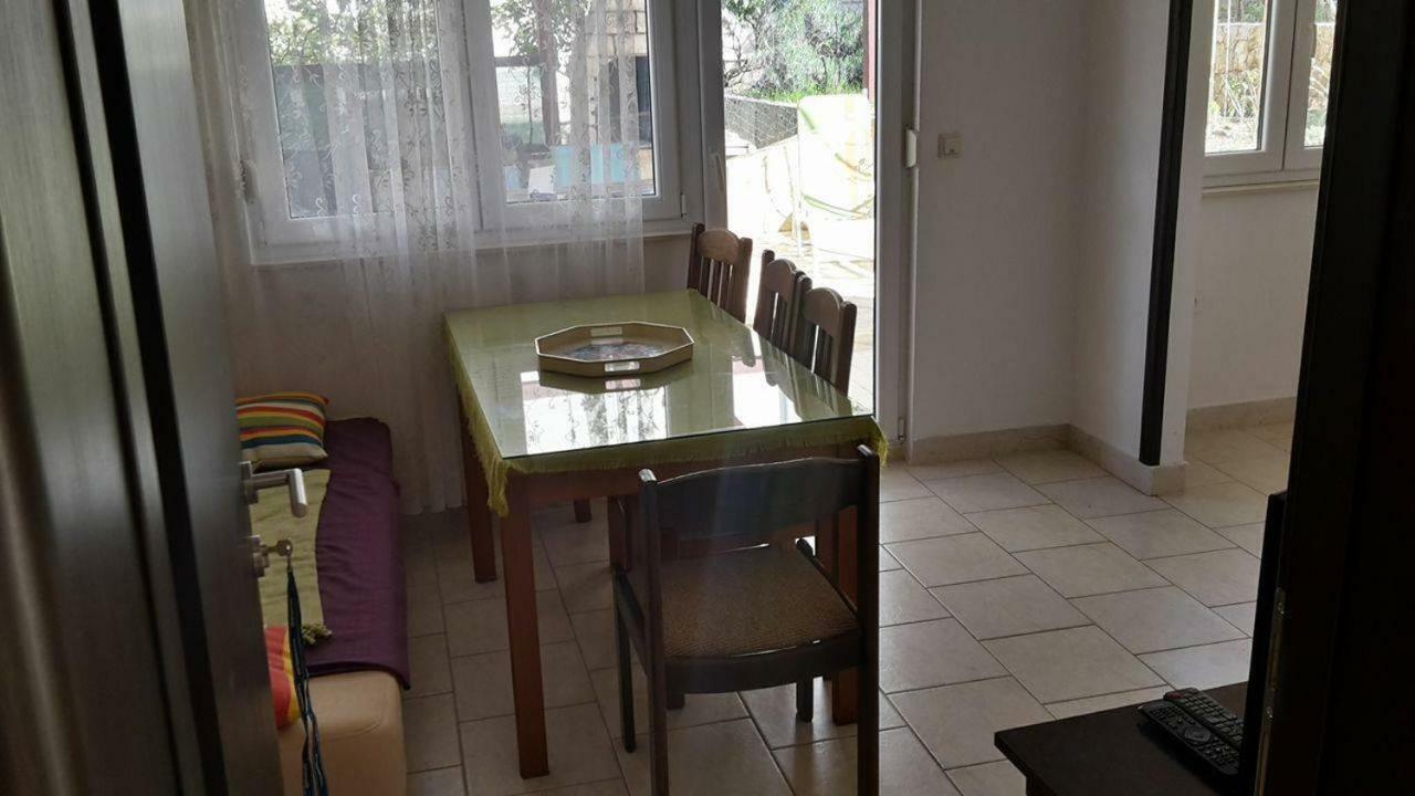 Apartments Luki Trogir Exterior foto